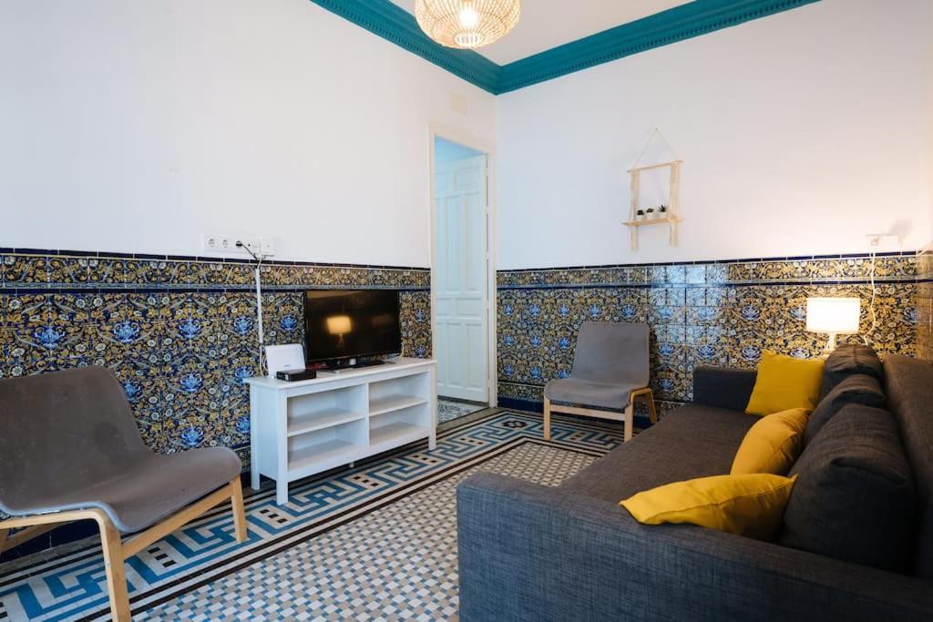 Andalusian Flavour In Heart Of * 4'giralda * Séville
