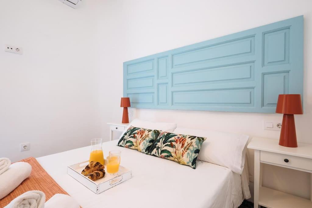 Andalusian Flavour In Heart Of * 4'giralda * Séville