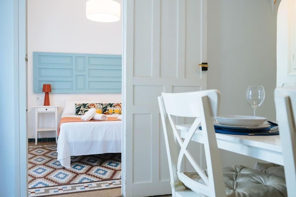 Andalusian Flavour In Heart Of * 4'giralda Appartement *